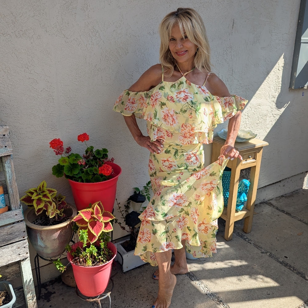 Vintage Jealous Tomato Sunny Yellow Top And Skirt. Size Small. Two Pieces.